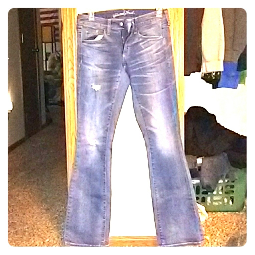 Universal thread jeans
